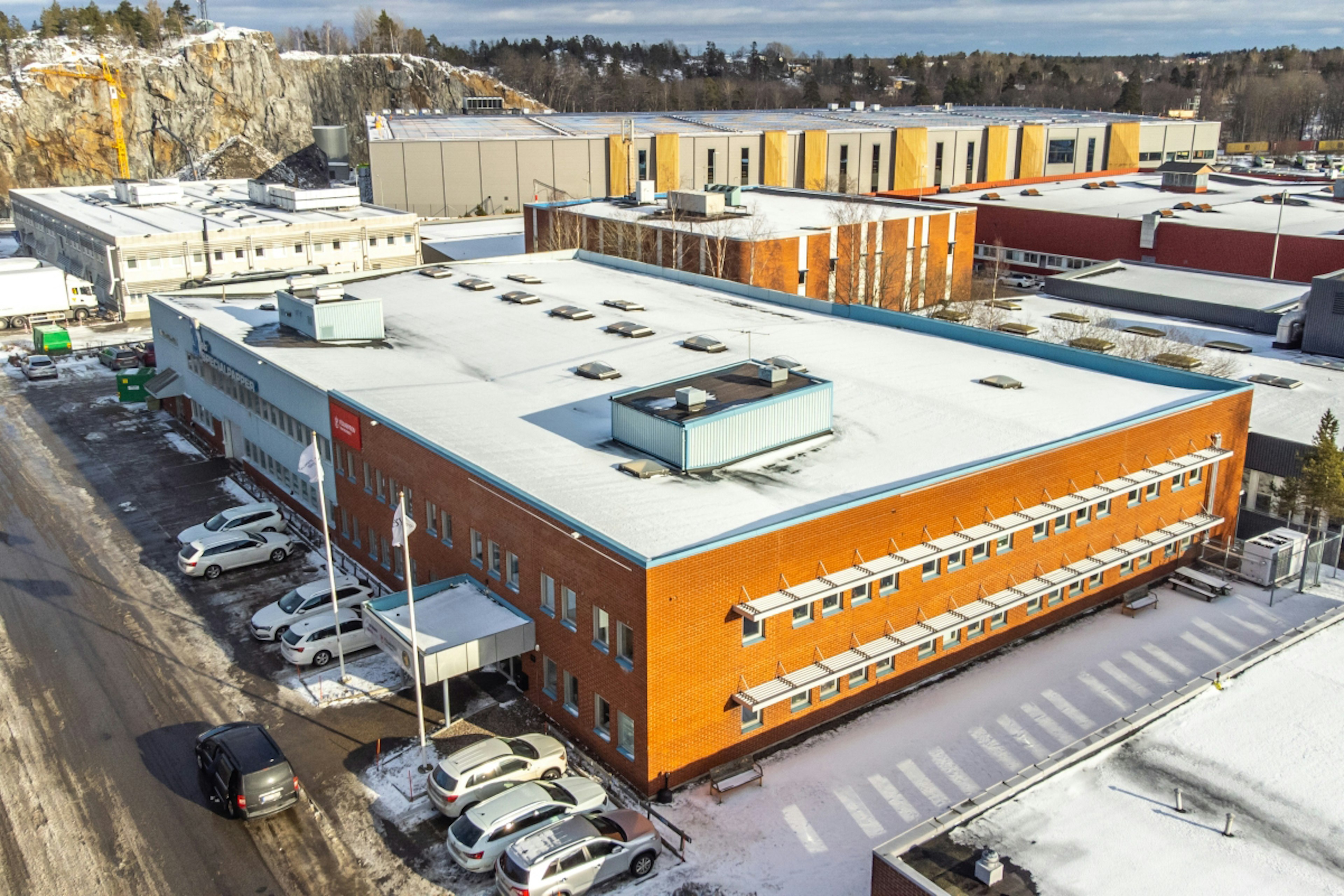 Referensaffärer: Corem avyttrar en lager- & kontorsfastighet i attraktivt läge i södra Stockholm