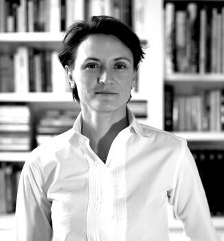 Emmanuelle Brizay logo