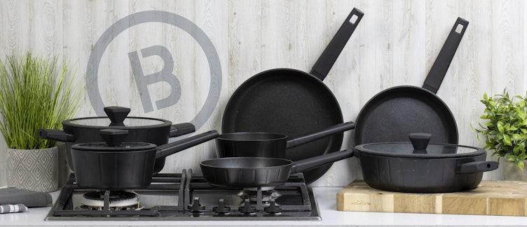 blackmoor neuvo range non stick induction pans