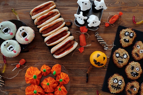 Halloween Banner, Halloween Food, Spooky Nachos, Healthy Family Meal Ideas