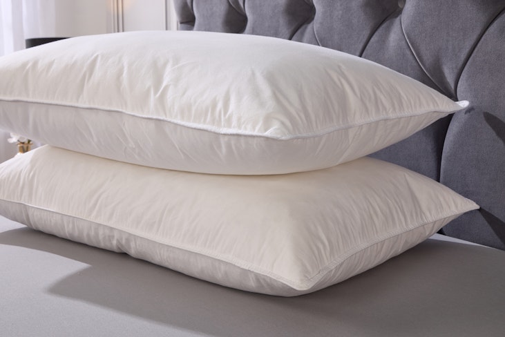 Plush Support Meets Natural Softness – Duck Feather Pillow Pair
