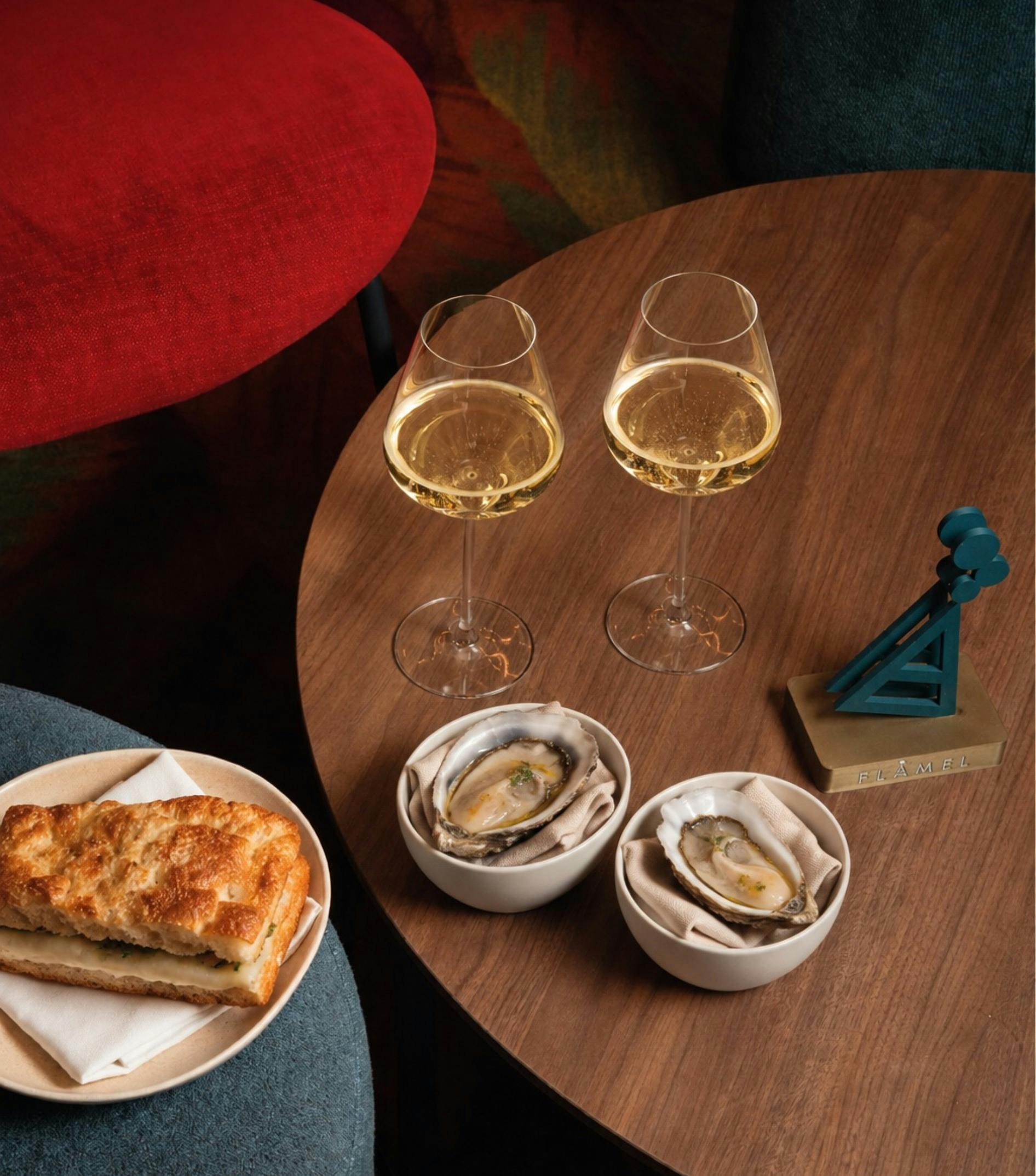 Cover Image for Ostriche e Champagne a Lugano