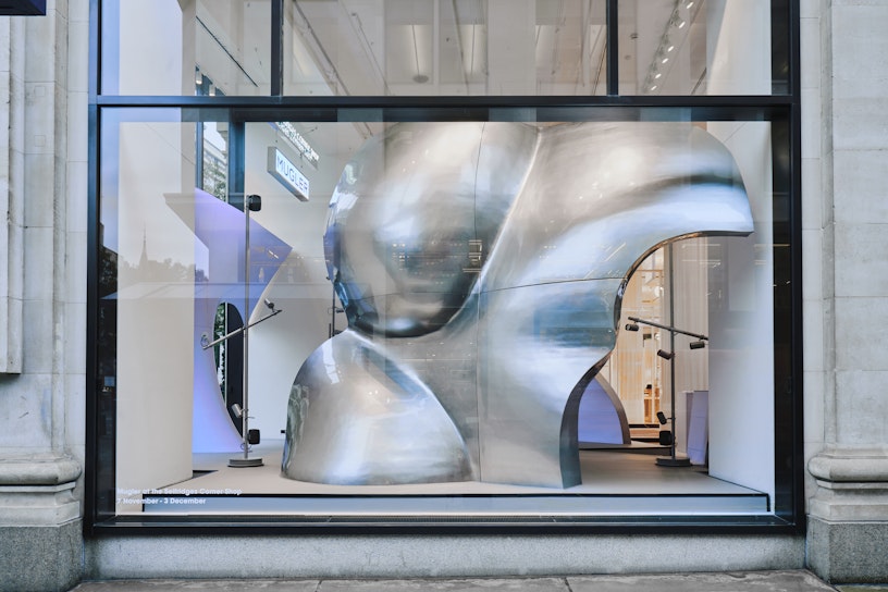 The Body Space: a multi-sensory pop-up store for Mugler