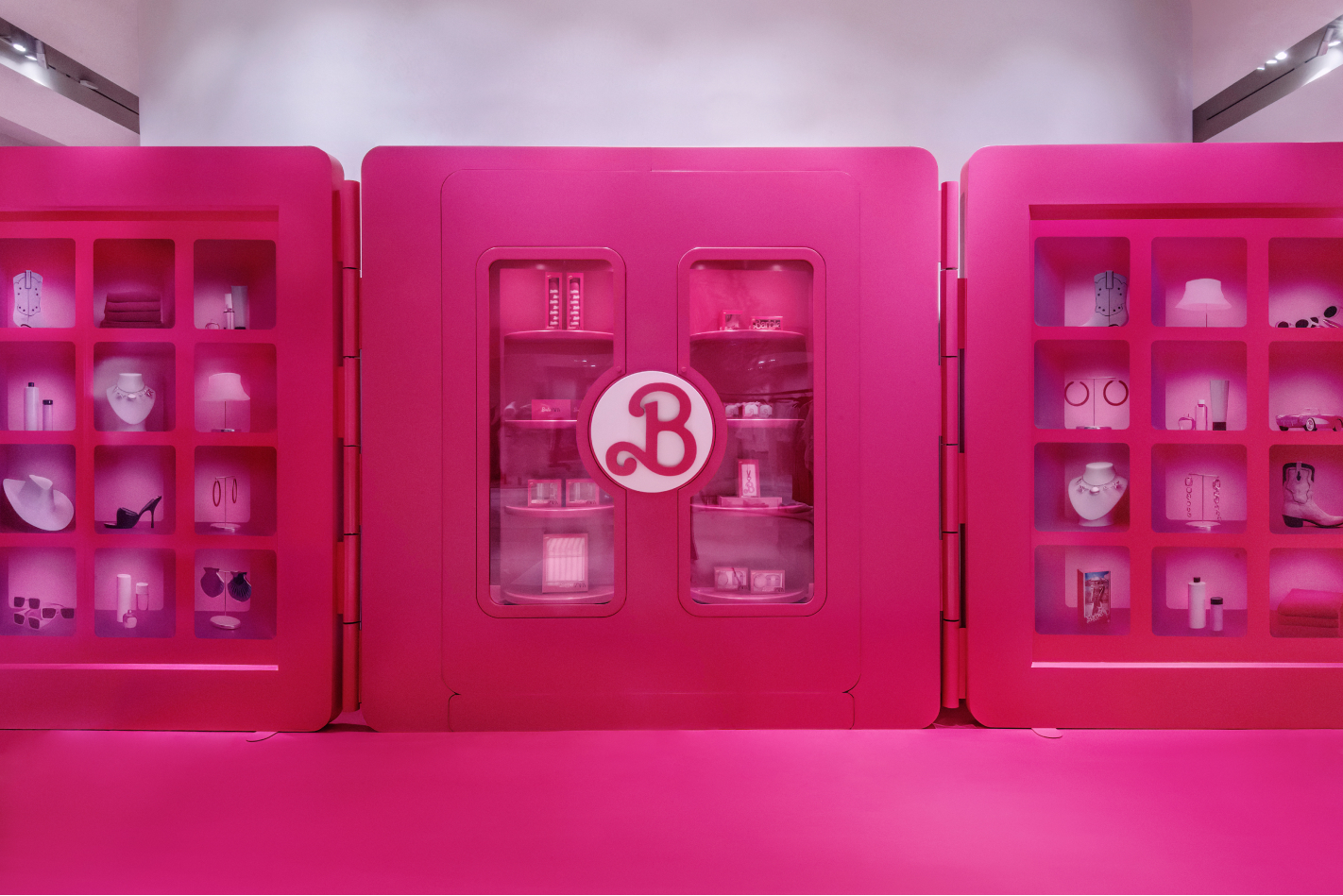 An Immersive Barbieland for Zara - Random Studio