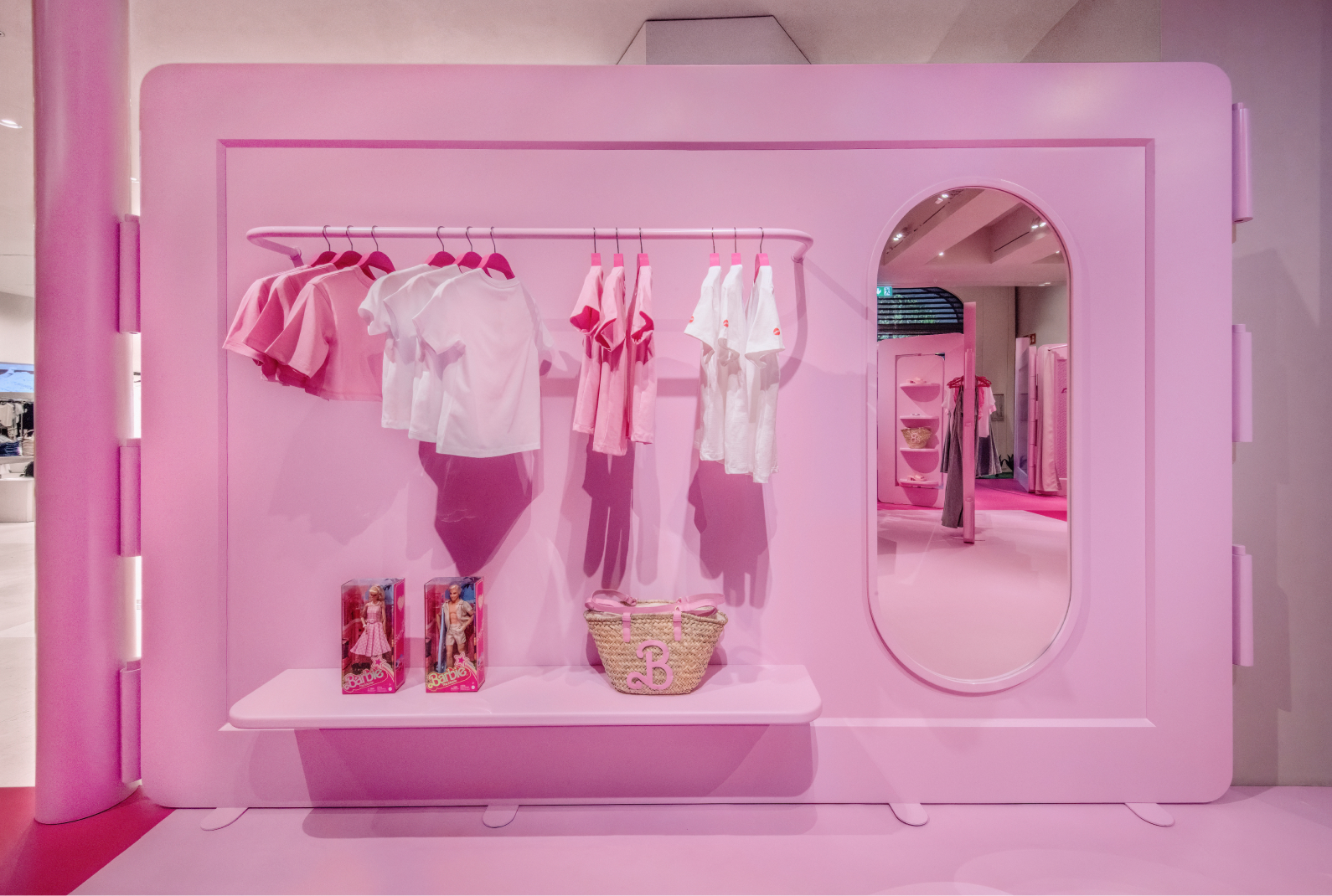 An Immersive Barbieland for Zara - Random Studio