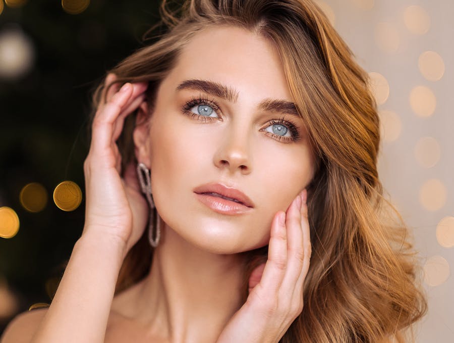 Woman wearing shimmery makeup