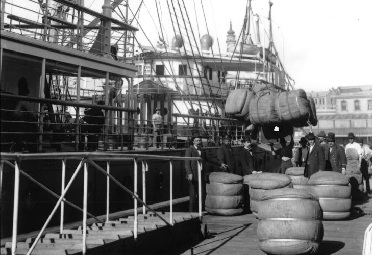 Shipping wool, 1900