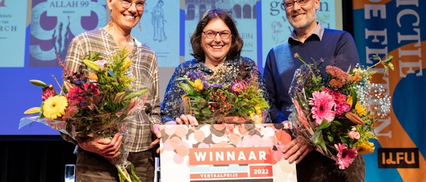 De droom van de rode kamer van Coa Xueqin wint de Filter Vertaalprijs