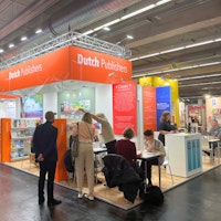 De gezamenlijke Nederlandse stand op de Frankfurter Buchmesse 2024.