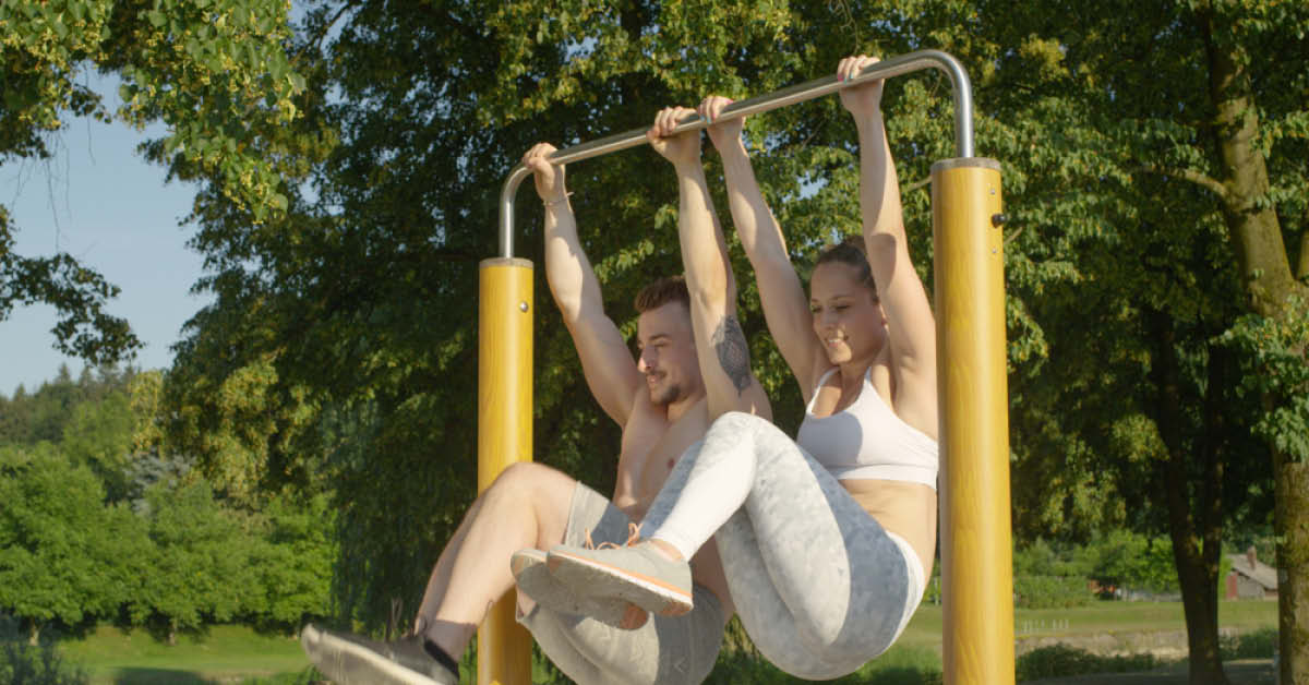 Hanging Knee Raise Exercise for Lower Stomach - AIPT