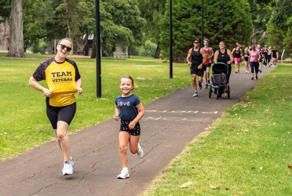 people doing fun run