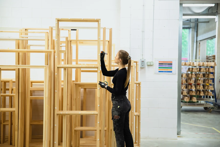 Produktion af vinduer på Klars egen fabrik i Tartu, Estland