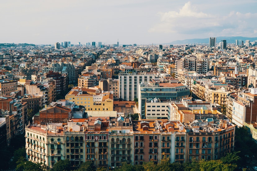 vueling телефон в россии