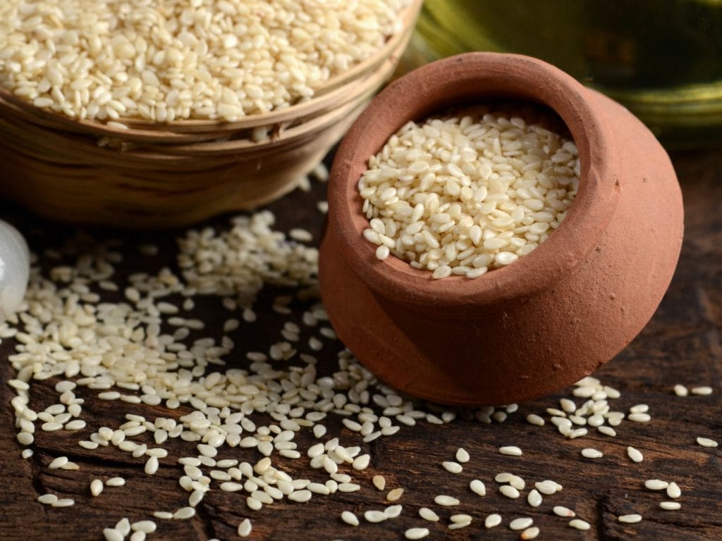 20 Huge Health Benefits of Sesame