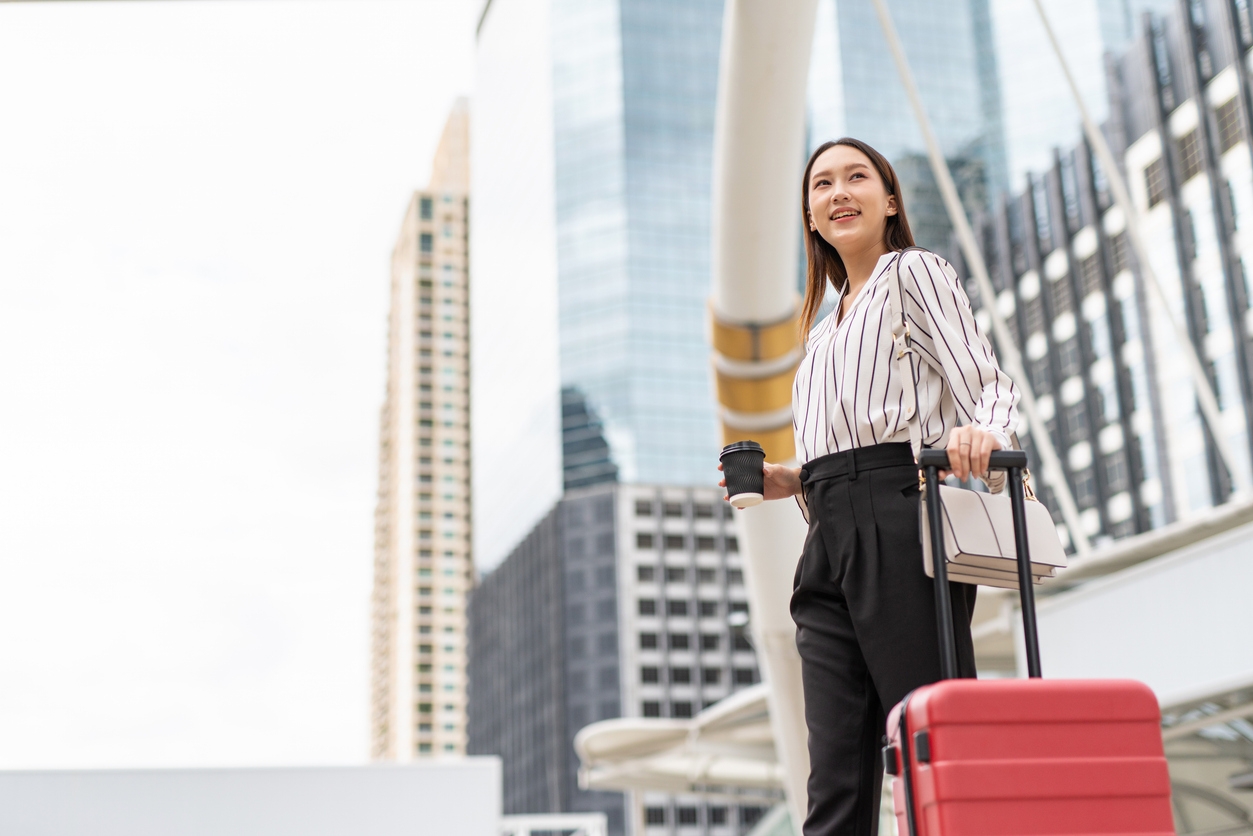 traveling model with suitcase