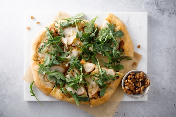 Pizza með perum, gráðosti & valhnetum 