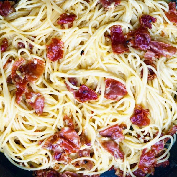 Spaghetti carbonara með parmaskinku