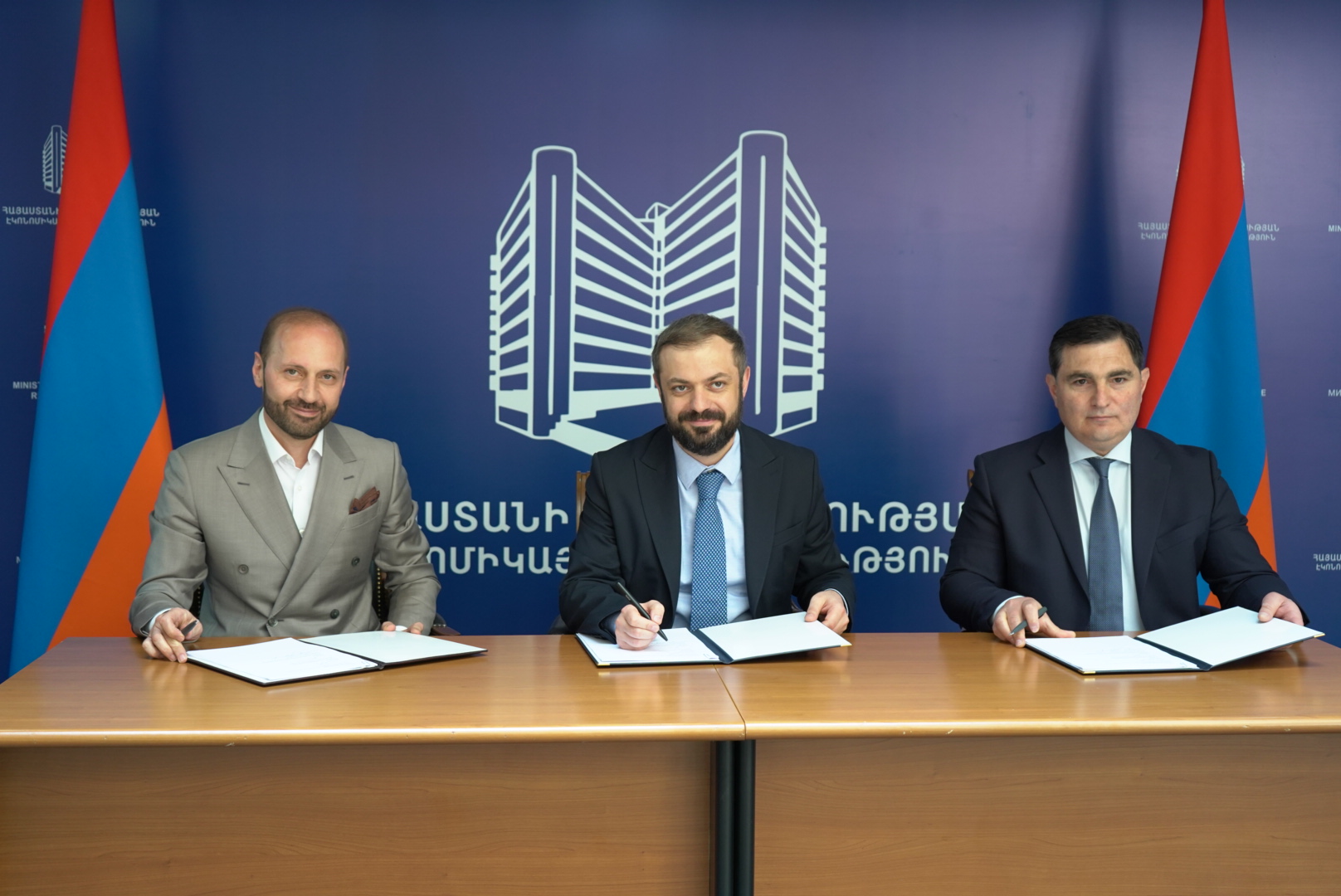 Ստորագրվել է Համաշխարհային առևտրի կենտրոն կառուցելու քաղաքաշինական կառուցապատման ծրագրի իրականացման պայմանագիրը