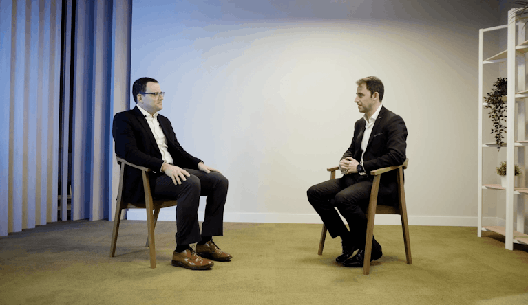 Daniel Blanco, Head of Life & Pensions at Caser, and Víctor Velasco, Head of Life & Pensions at NTT DATA Insurance EMEAL, discussing