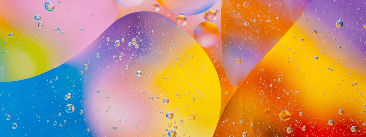 a close up of water droplets on a window