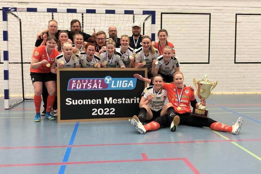 MuSaFutsal juhlii mestaruutta. Kuva: Jouni Pihlaja