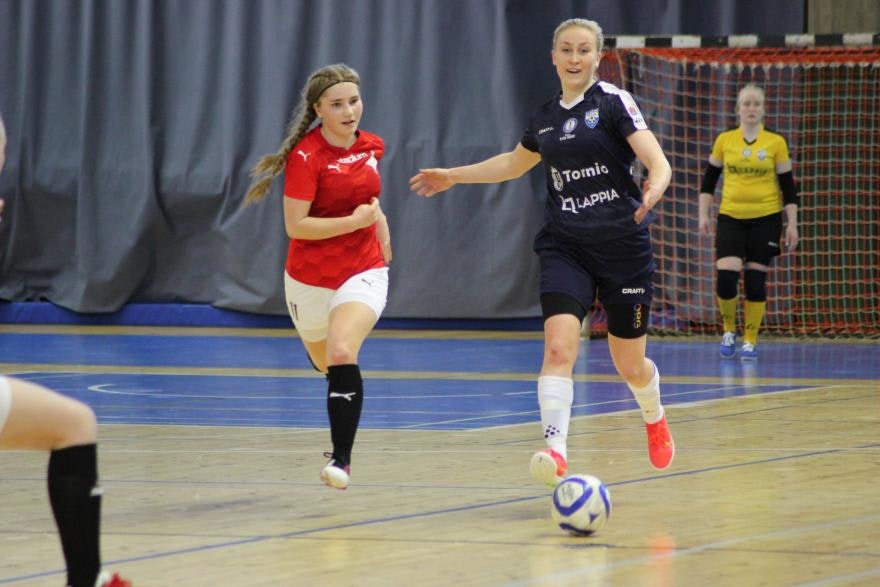 HIFK FS ja FTK-Tornio pelaavat hienoa välieräsarjaa. Kuva: Anette Stubbe