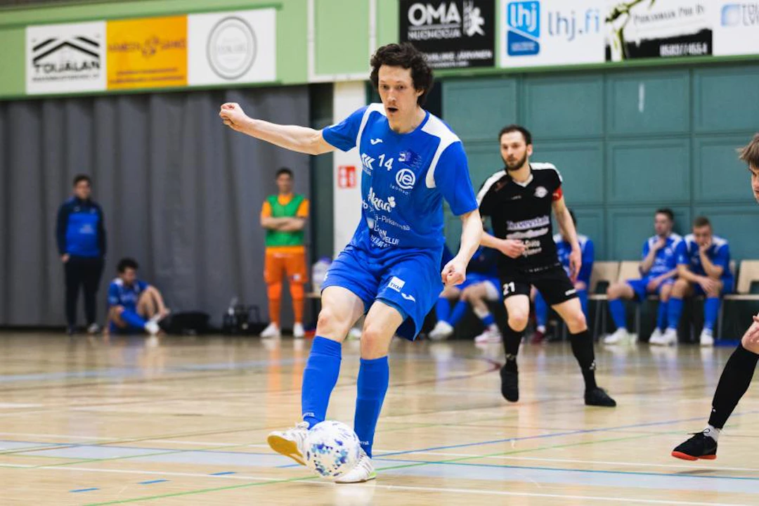 Juhana Jyrkiäinen jatkaa Akaa Futsalin paidassa. Kuva: Tuukka Nyström / Newstream Photography