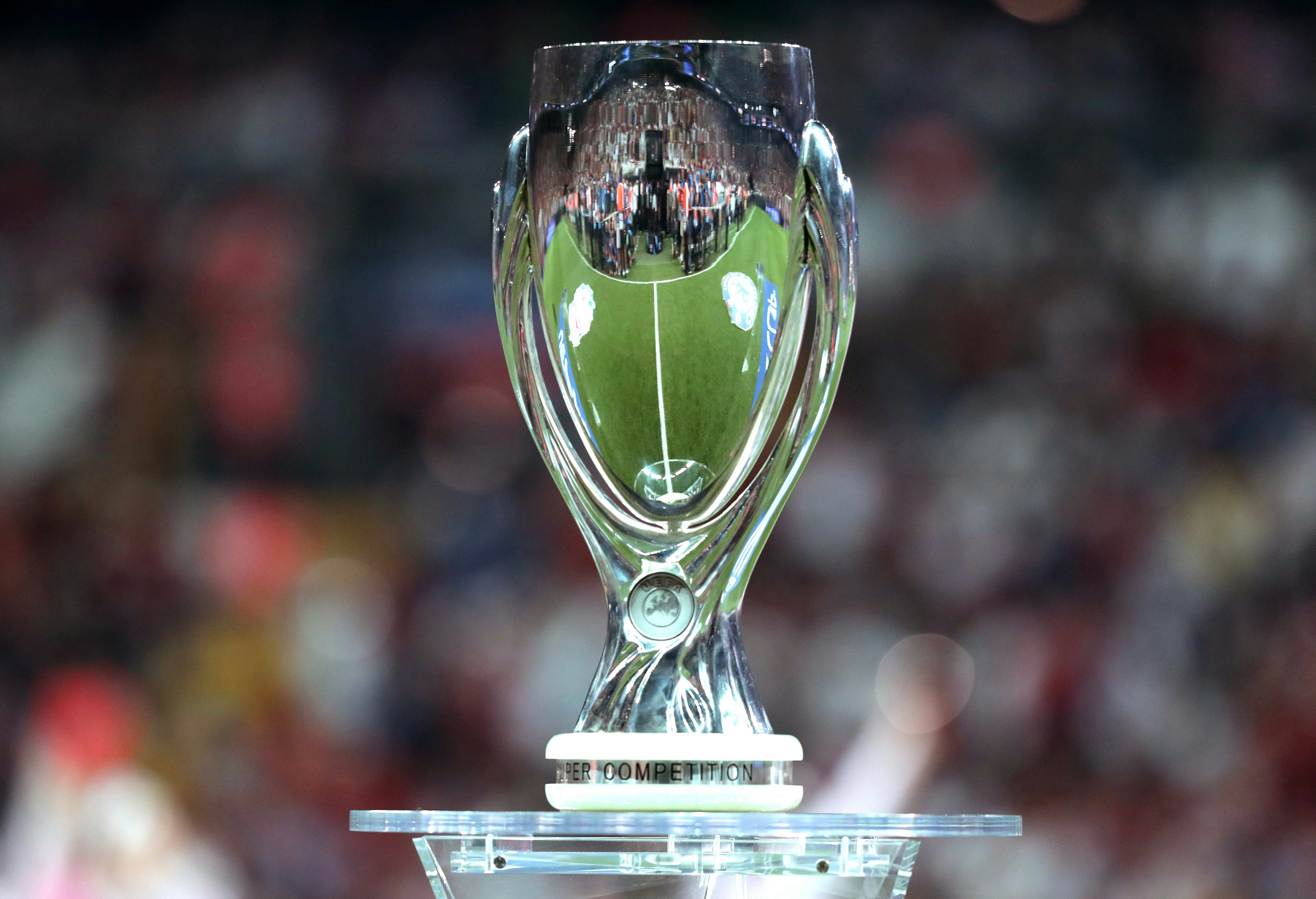 UEFA Super Cupin pokaali
