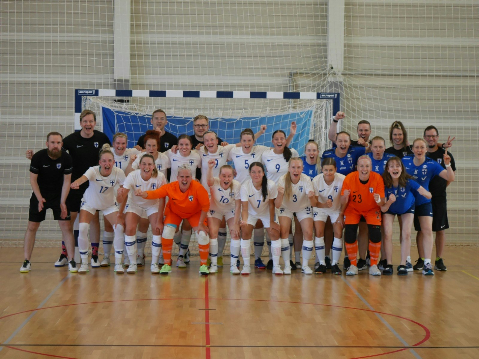 Naisten futsalmaajoukkueen joukkuekuva