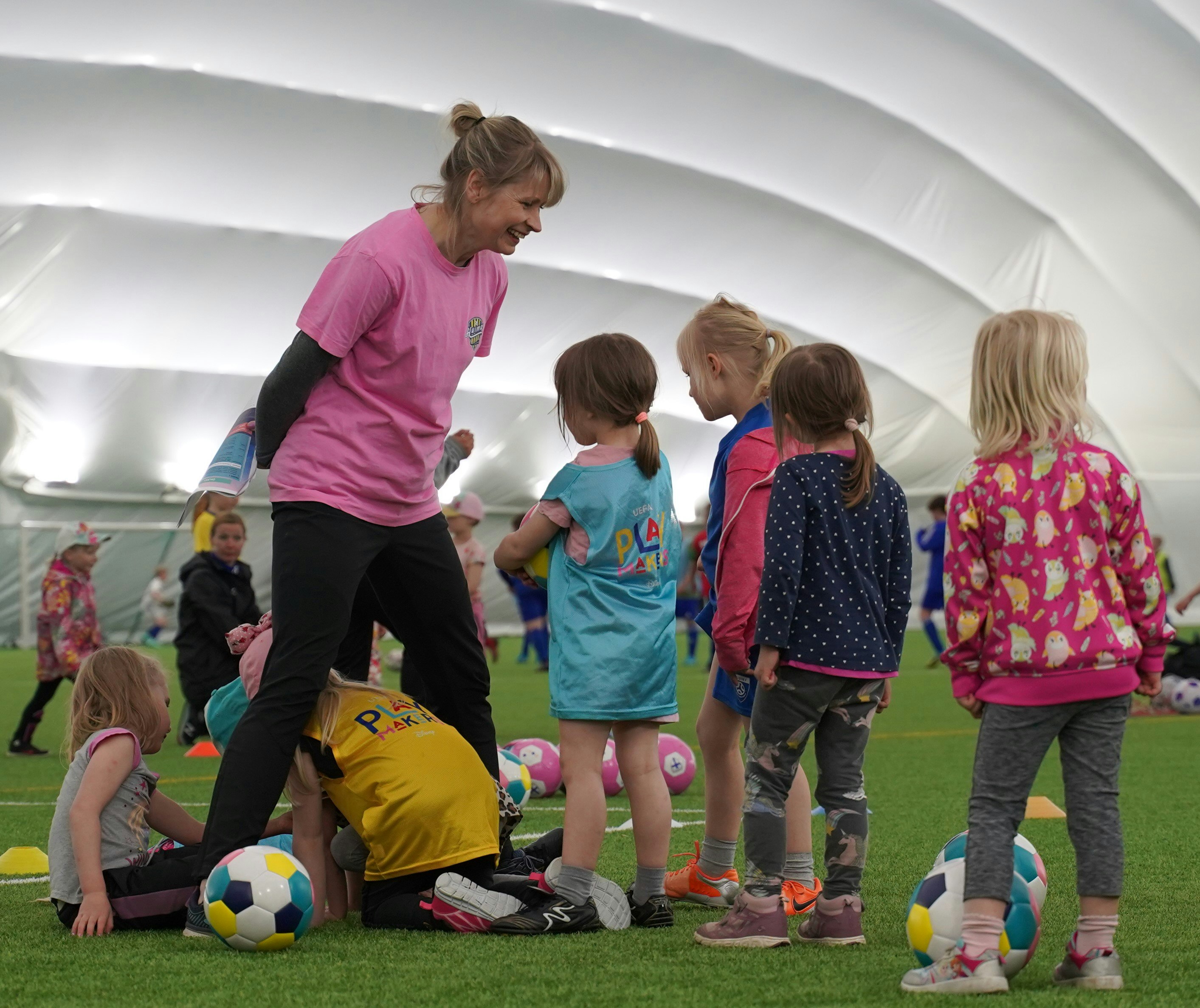 Playmakers-harjoituksissa liikutaan monipuolisesti.