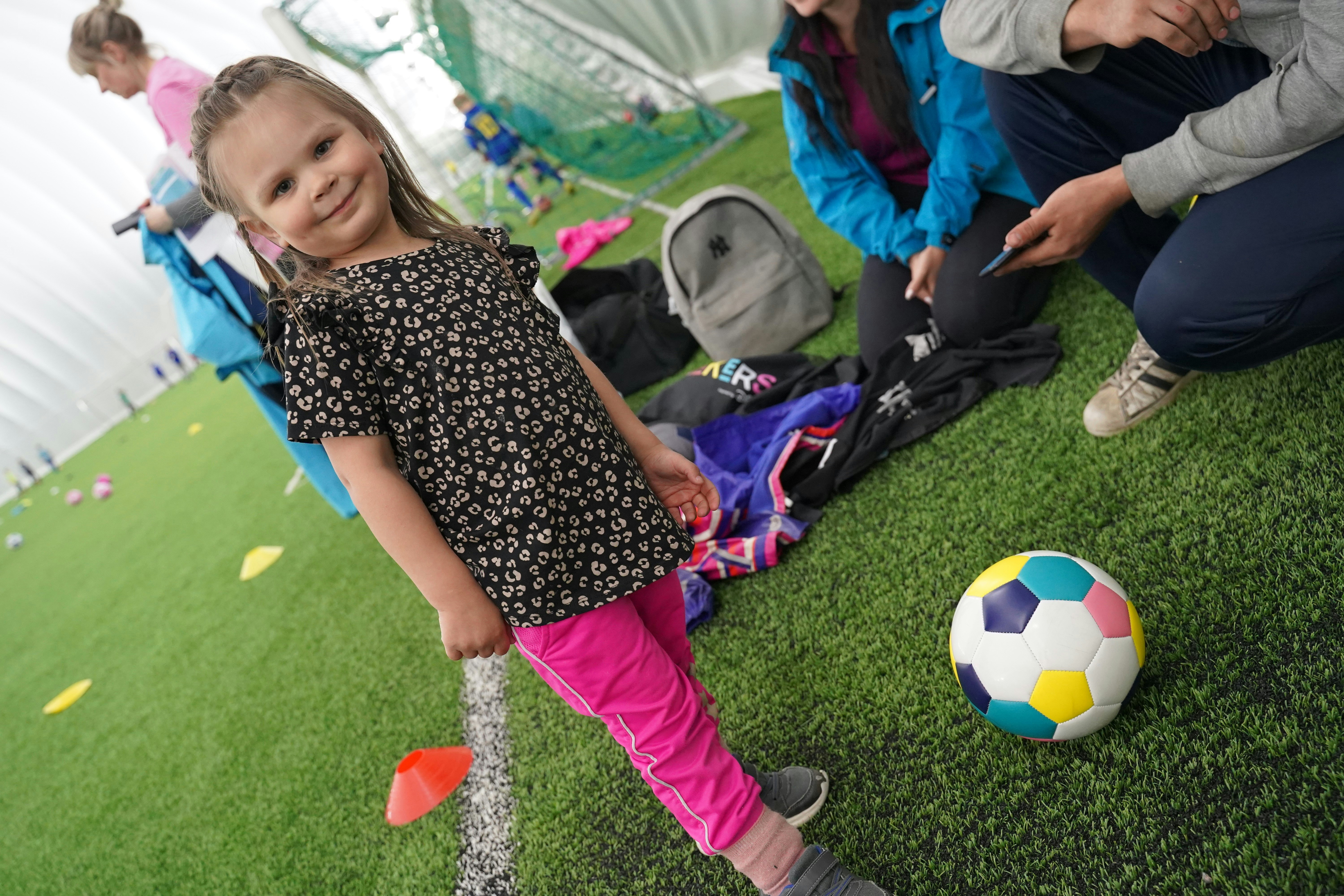 Muutaman kerran Playmakers-treeneissä käynyt Stella kertoi Jaanan olevan kiva ohjaaja.