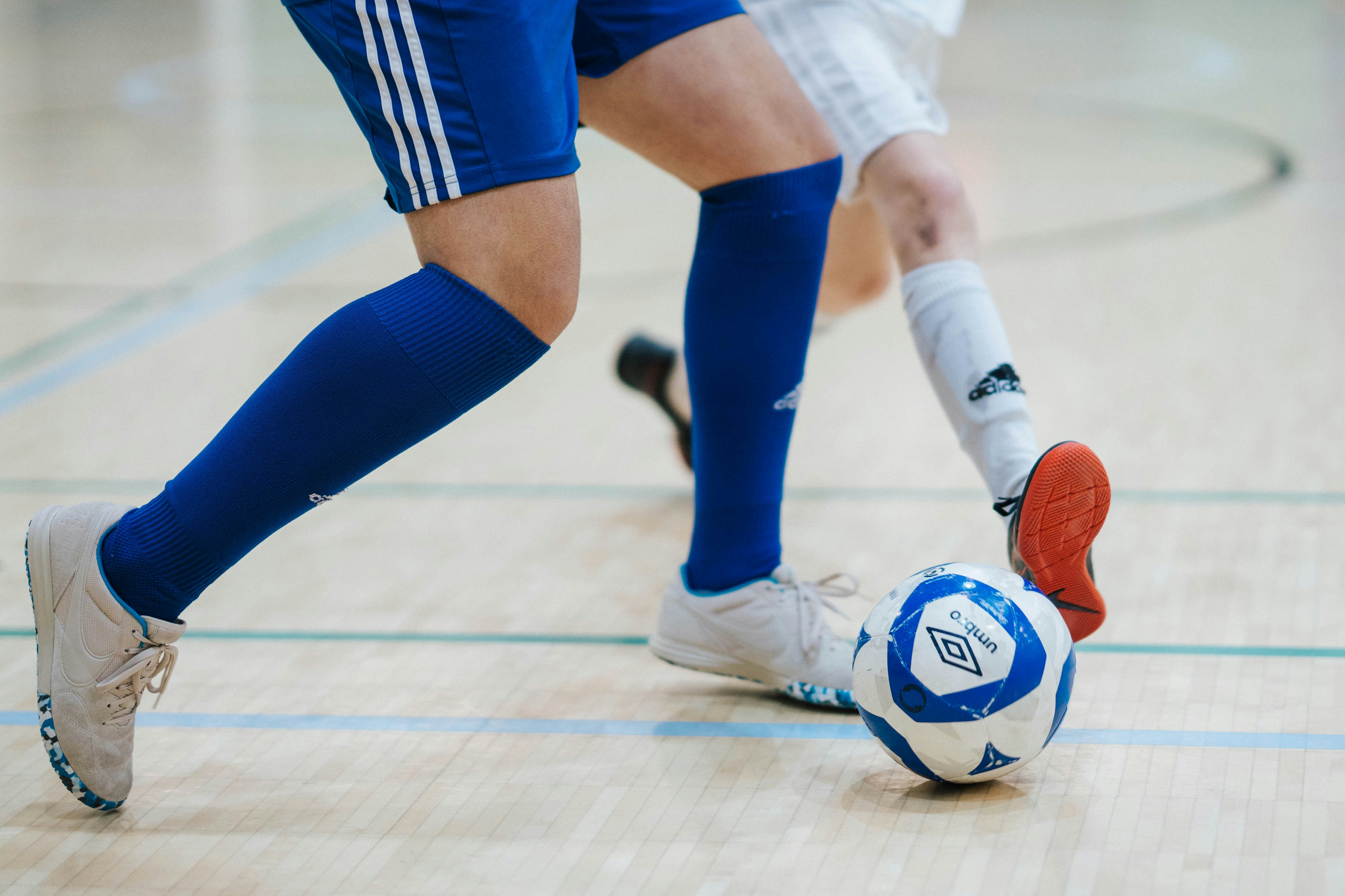 kuvituskuva futsal nuoret