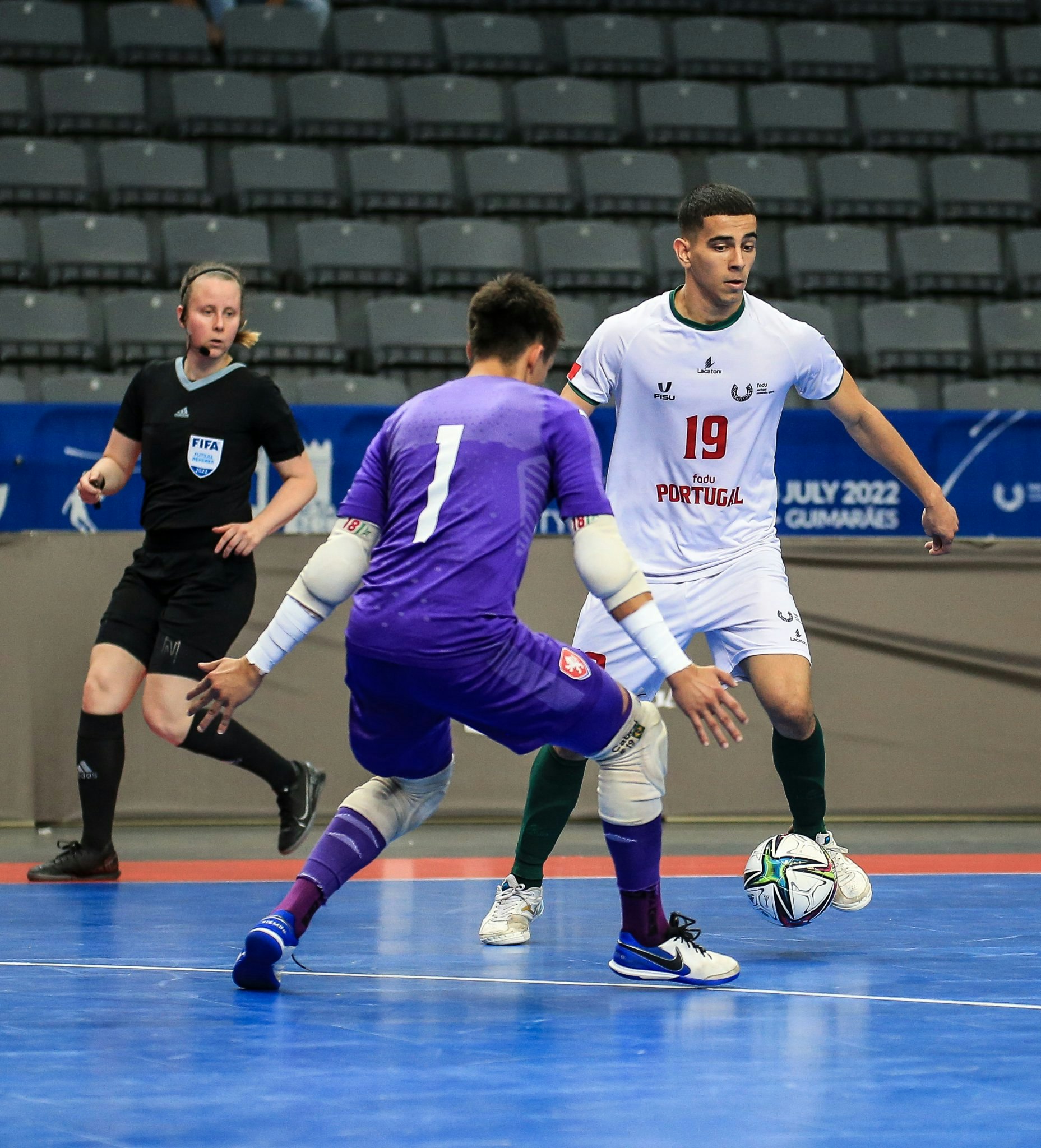 Roosa Tuomi futsalin yliopistojen MM-kisoissa 2022