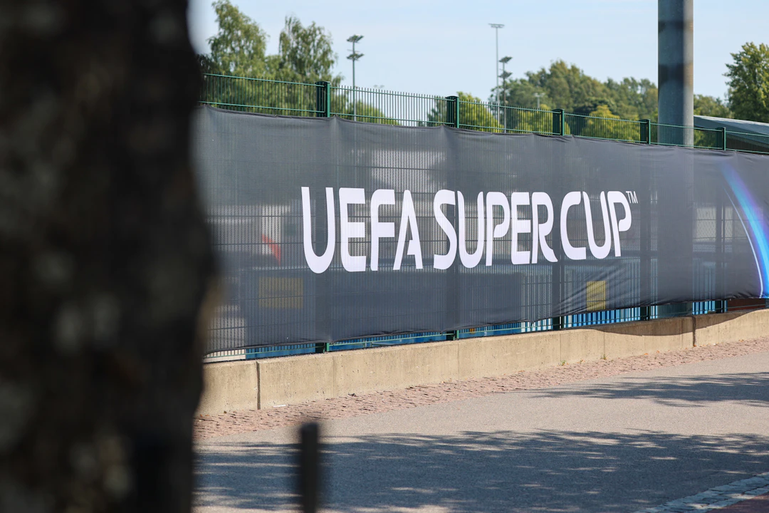 Super Cupin katsojien kannattaa saapua Olympiastadionille ajoissa.