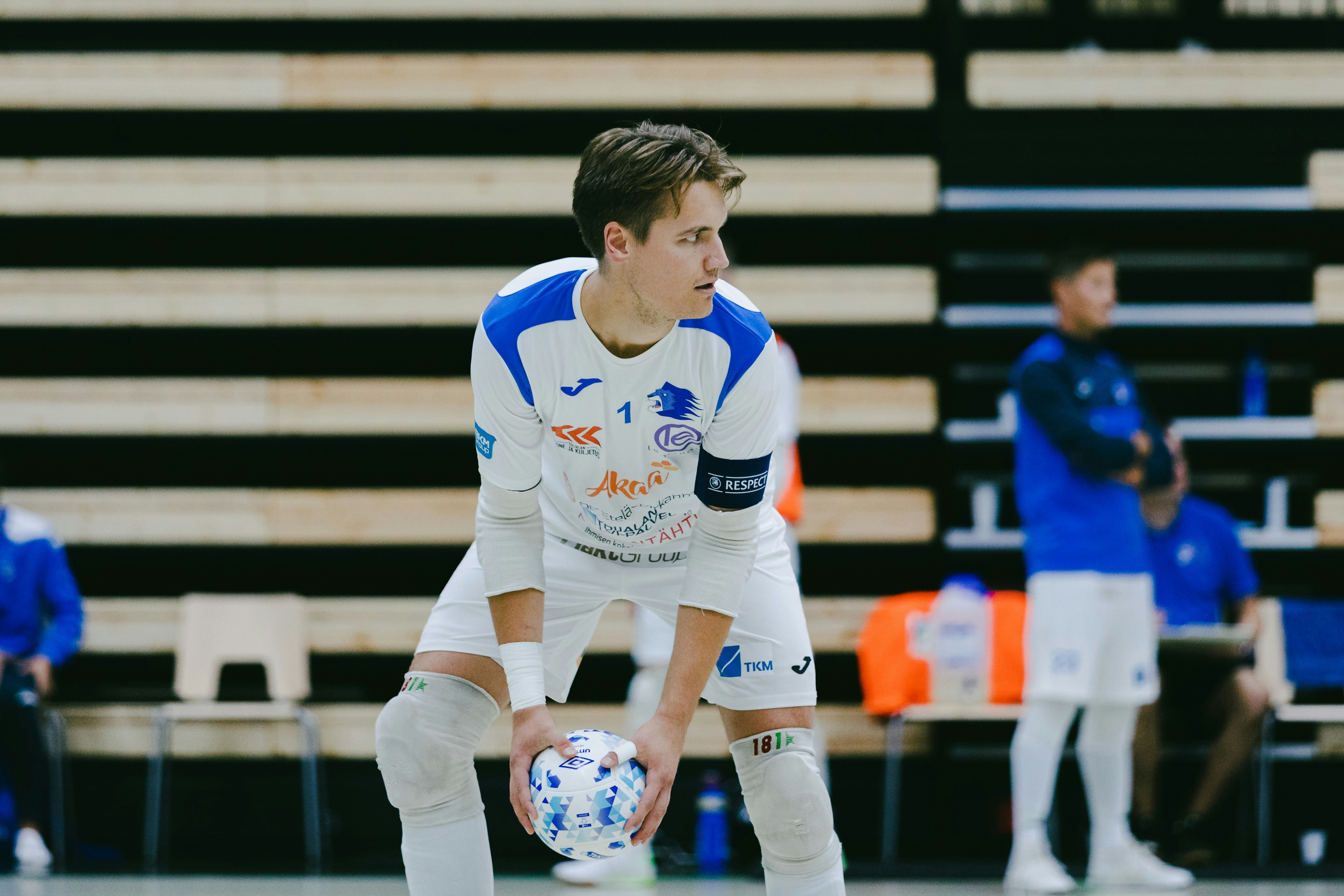 Kasper Kangas tilkitsee jälleen Akaan maalinsuuta.