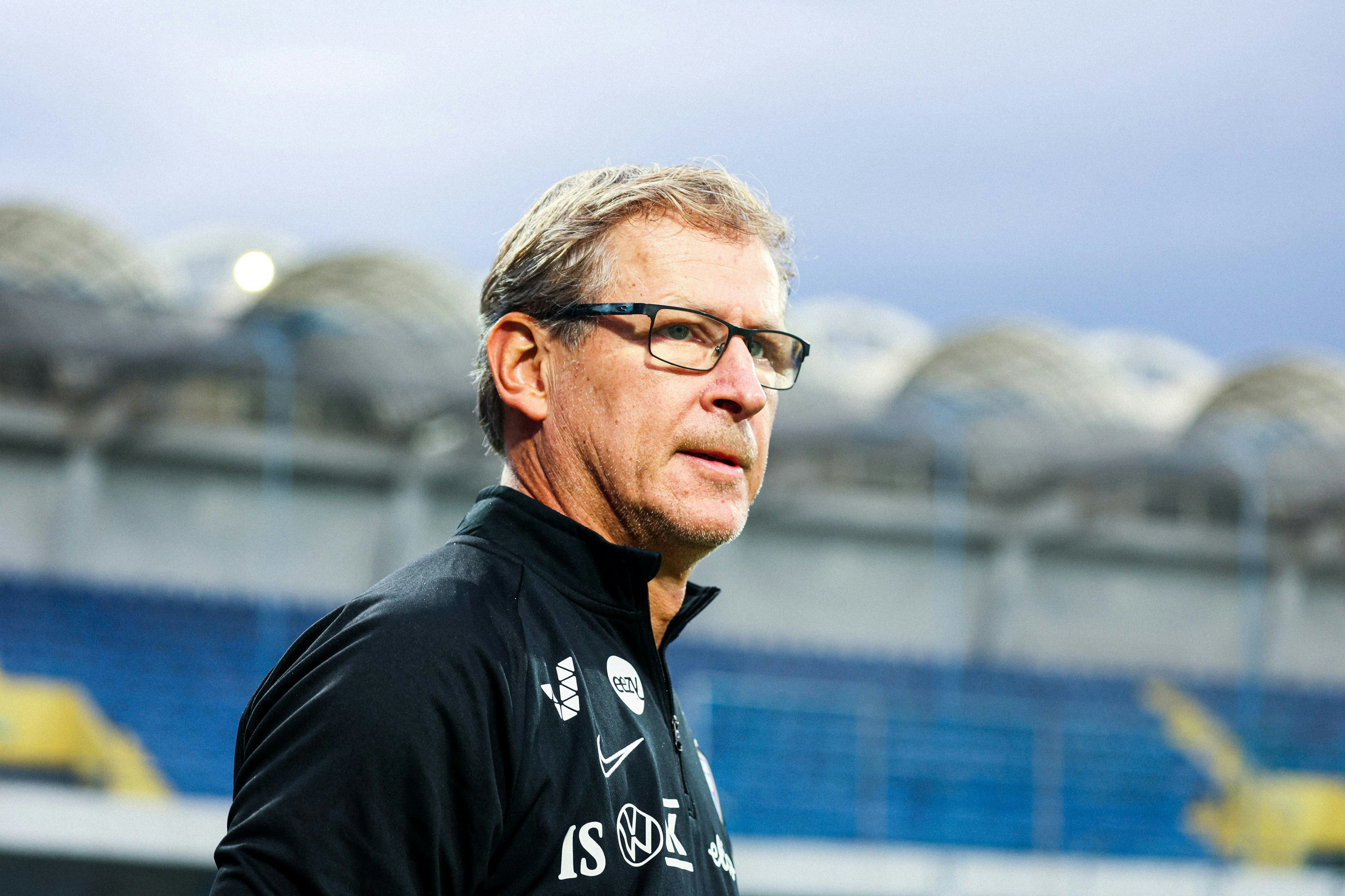 Markku Kanerva Huuhkajien harjoituksissa Podgoricassa.