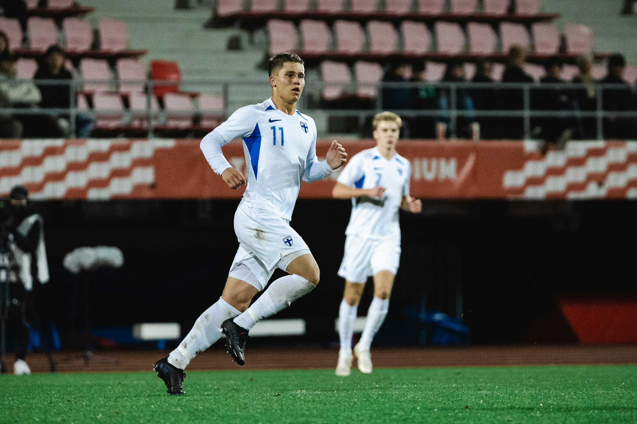 Mömmö palasi Tampereelle viime syksynä, jolloin Pikkuhuuhkajat otti maukkaan voiton Itävallasta.