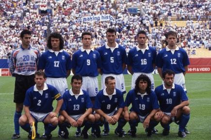 Kreikan joukkue MM-lopputurnauksessa 1994. Kuva: Juha Tamminen, joukkuevalokuva