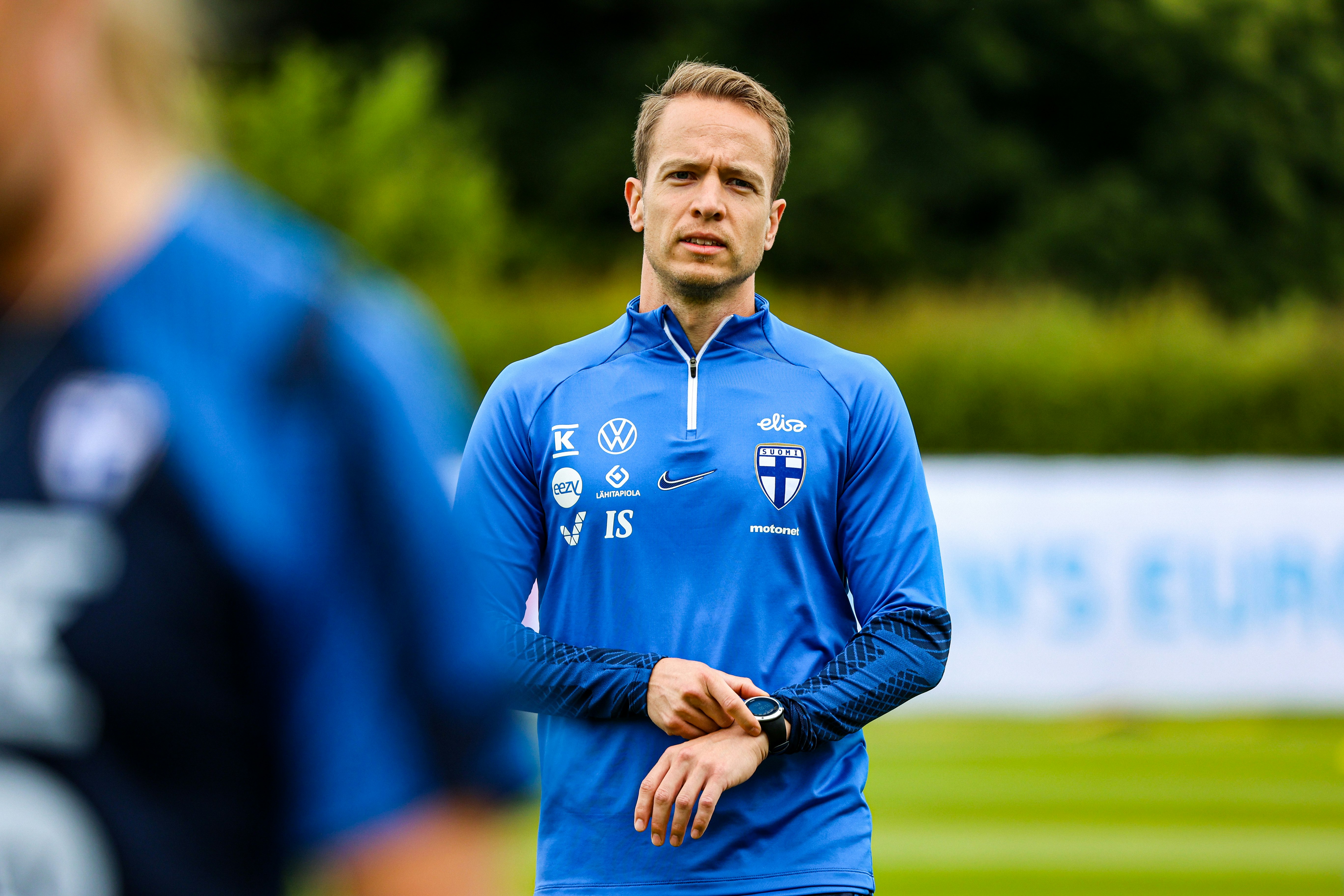 Markus Rosenblad Helmareiden harjoituksissa kesällä 2022.