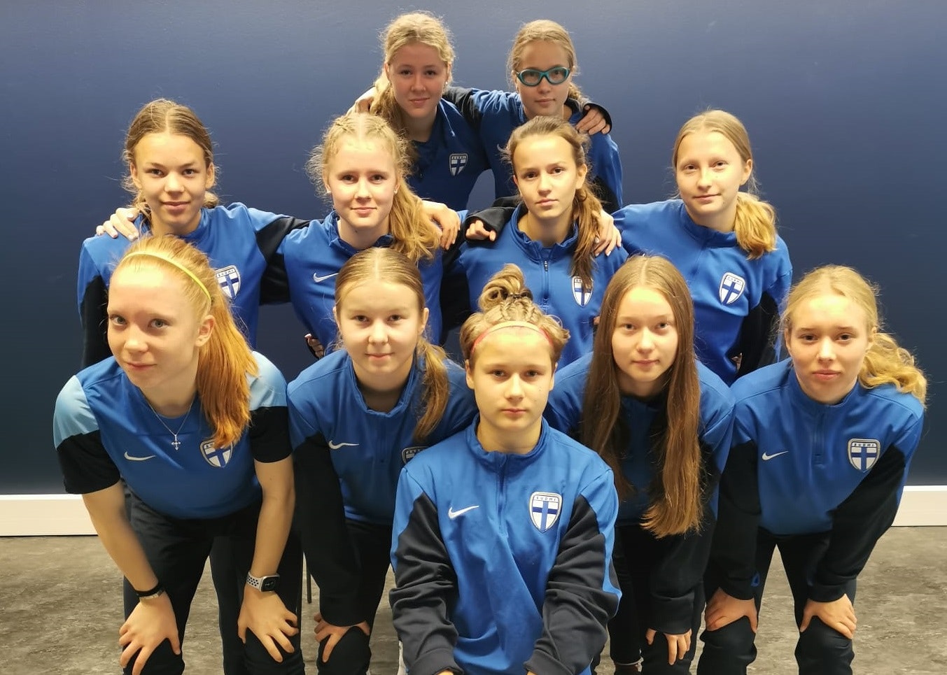 Suomen avaus Ruotsia vastaan.