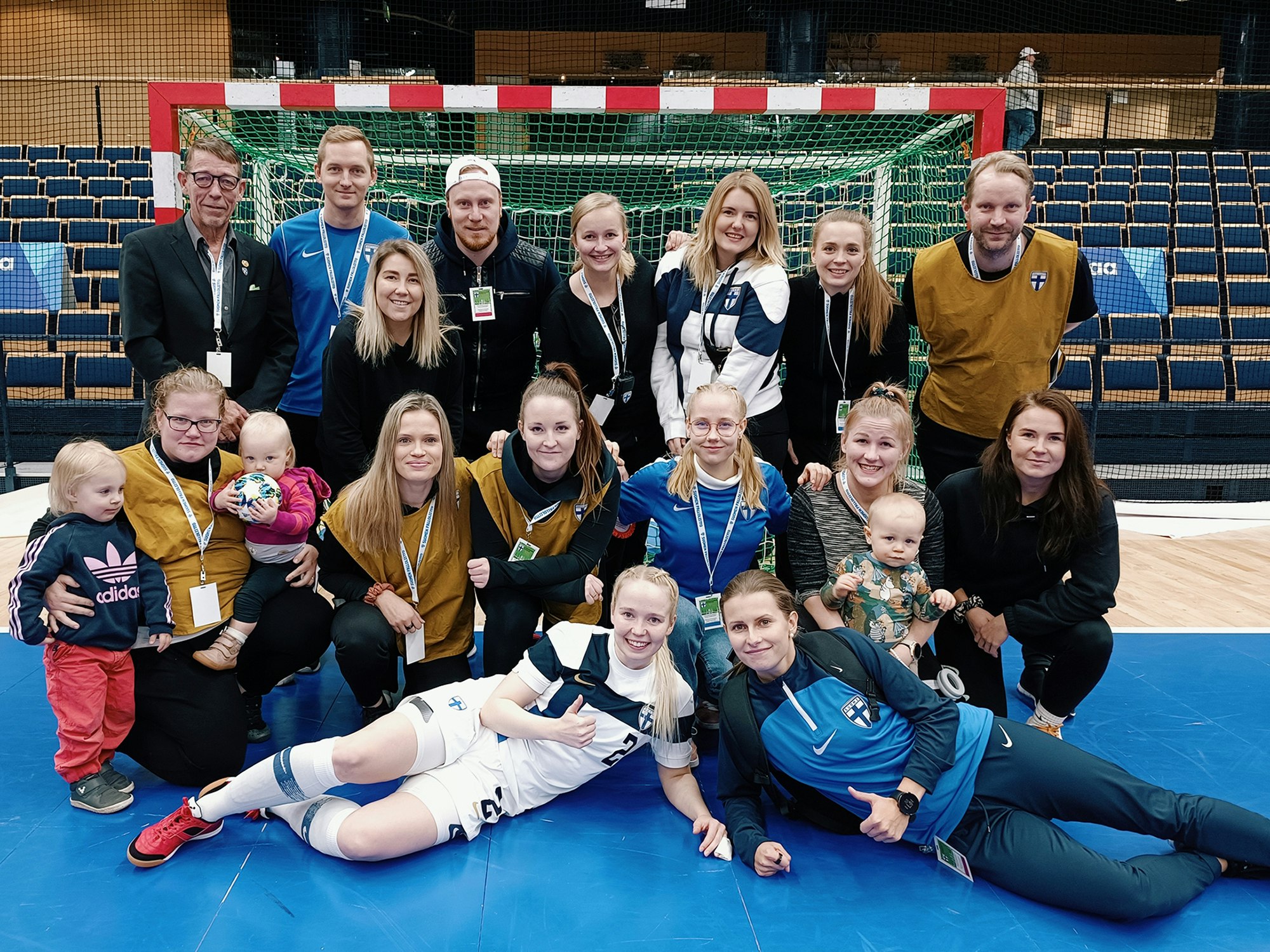 HIFK FS.n talkootiimiä viimeisenä kisapäivänä