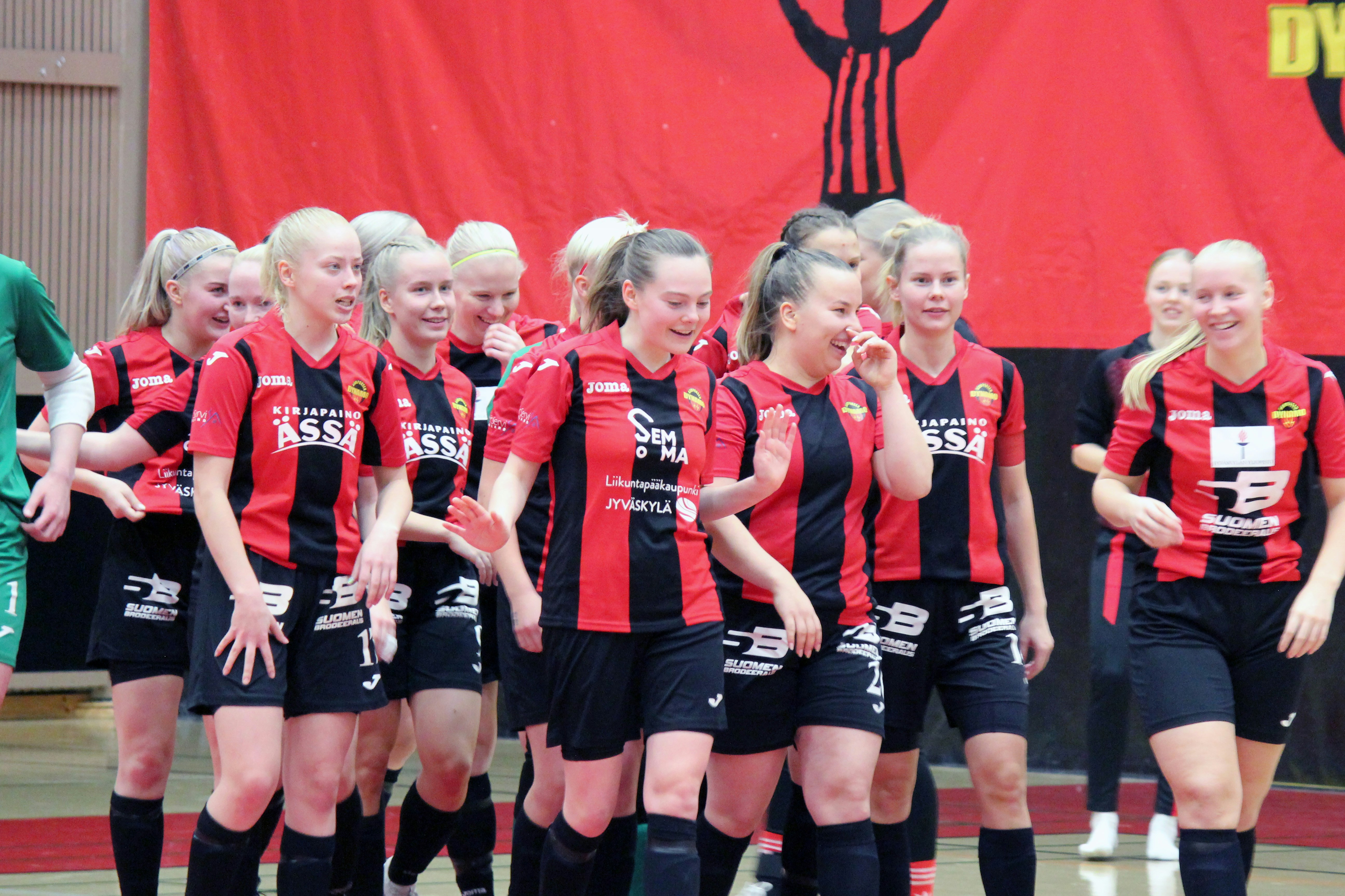 KaDy juhli kotihallissaan sunnuntaina. Arkistokuva.