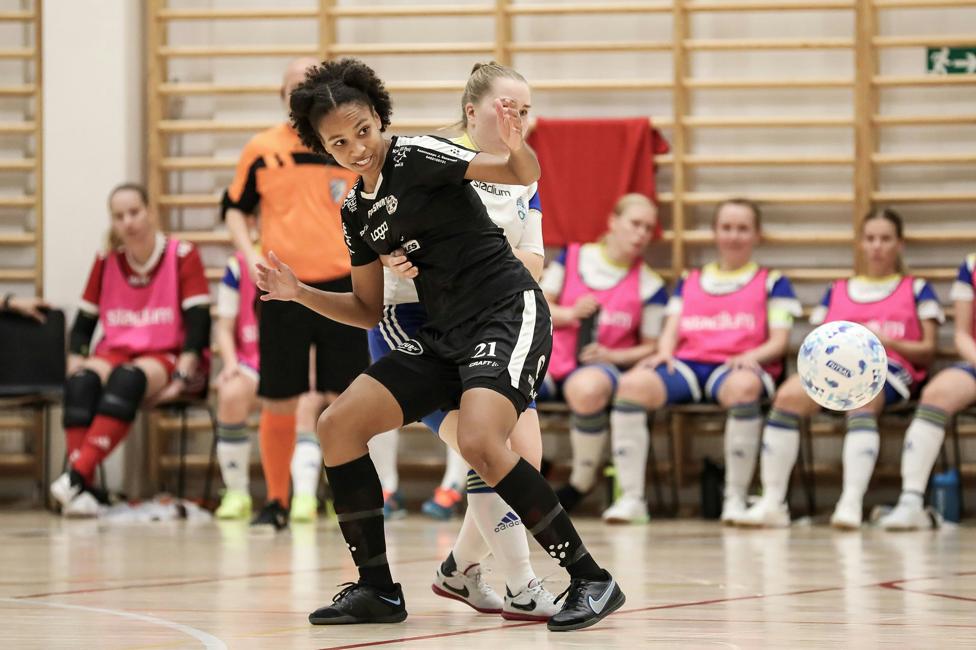 RaiFun Stella Enwana tekee ensimmäisen liigamaalinsa, arkistokuva