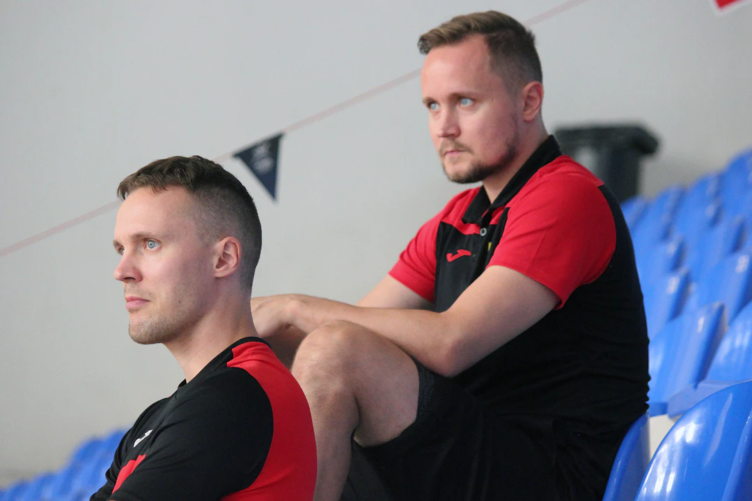 Veljekset Mikko ja Jukka Kytölä tekevät kovaa uraa futsalissa, pelaajina ja valmentajina