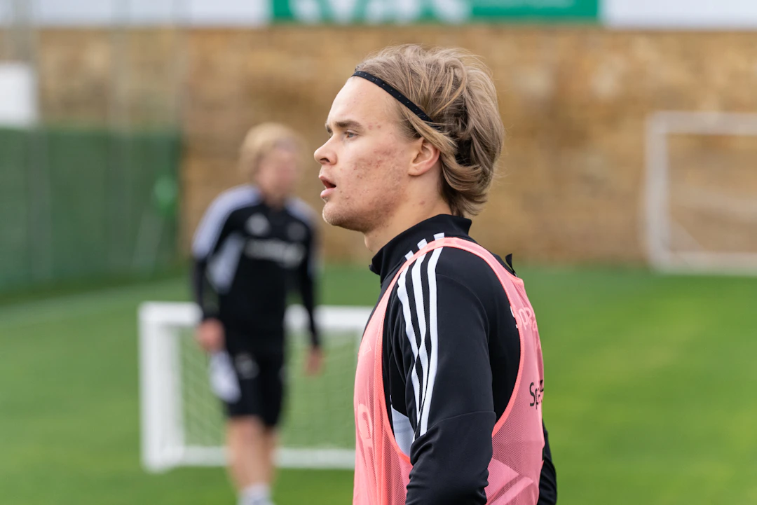 Väänänen on pelannut Rosenborgin riveissä neljä harjoitusottelua. Mahdollisuus viralliseen debyyttiin tulee parin viikon päästä Norjan Cupissa.