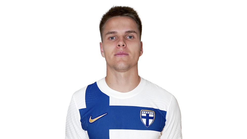 Niilo Mäenpää - Palloliitto.fi