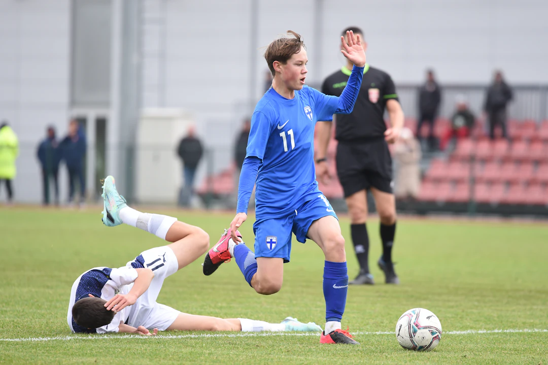 Otto Eloluoto debytoi maajoukkueessa Serbian turnauksessa.