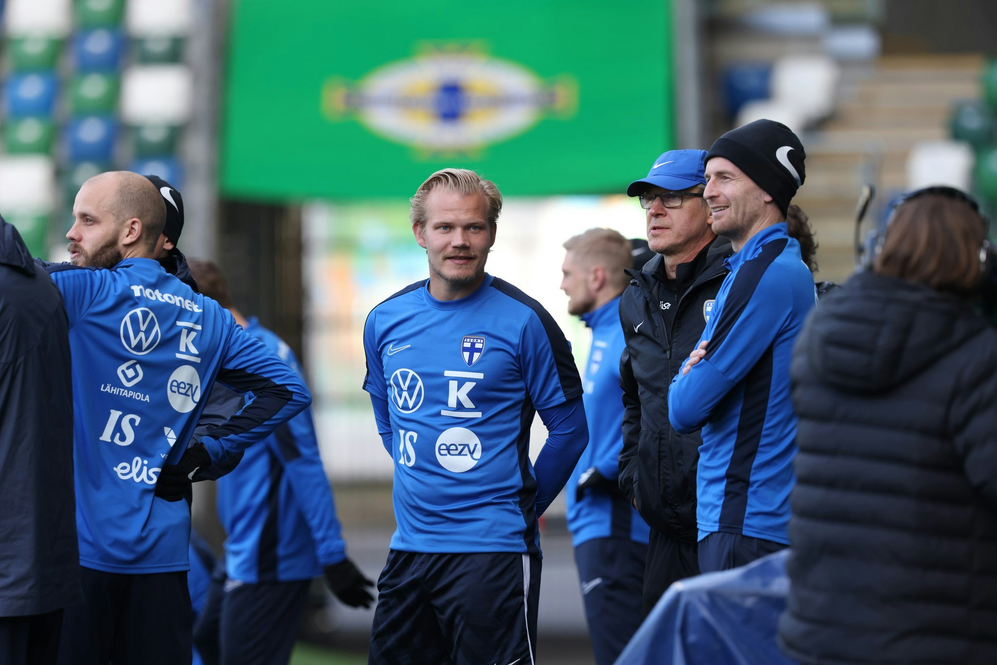 Teemu Pukki, Joel Pohjanpalo, Markku Kanerva ja Lukas Hradecky Windsor Parkilla Huuhkajien harjoituksissa.
