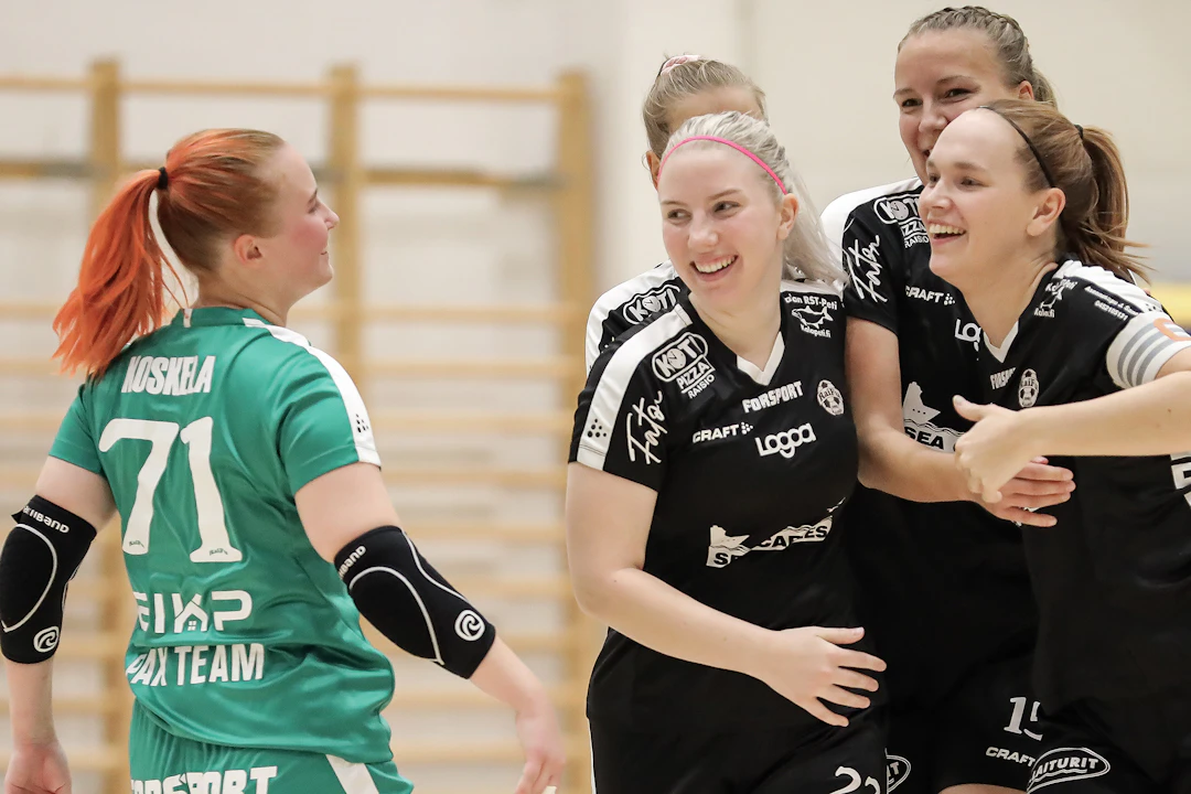 RaiFun maalijuhlaa edelliseltä kaudelta
