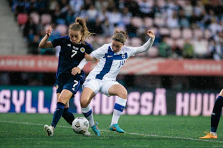Heidi Kollanen A-maaottelussa Skotlantia vastaan Tampereella heinäkuussa 2023.